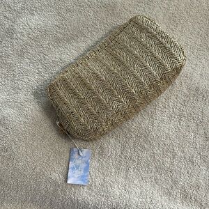 NWT TRVL gold travel case